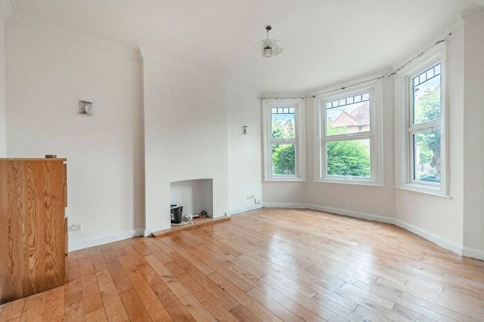 2 Bedroom Flat To Rent In Butler Avenue, Harrow, HA1