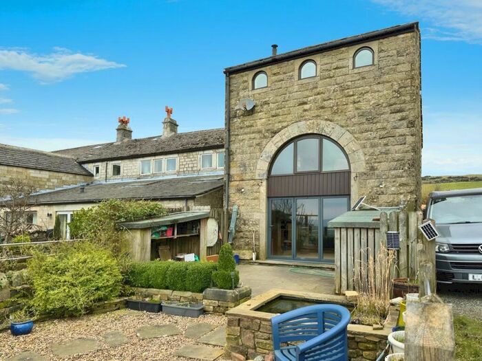 4 Bedroom Detached House For Sale In Blackshaw Head, Hebden Bridge, HX7
