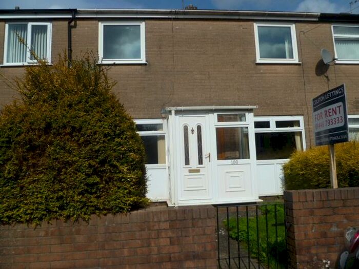 2 Bedroom Terraced House To Rent In Cae'r Gwerlas, Porth, CF39