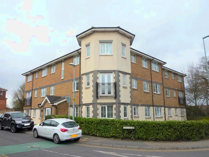 2 Bedroom Flat To Rent In Kiln Way, LU5