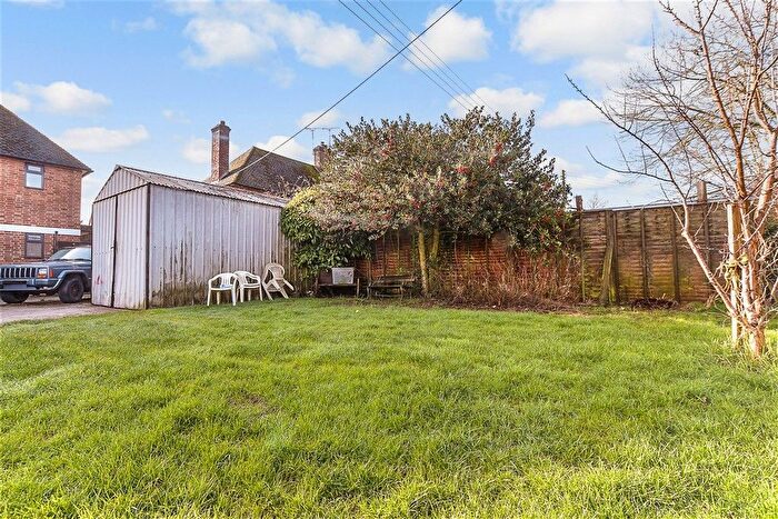 3 Bedroom Detached House For Sale In Chulkhurst, Biddenden, Ashford, Kent, TN27