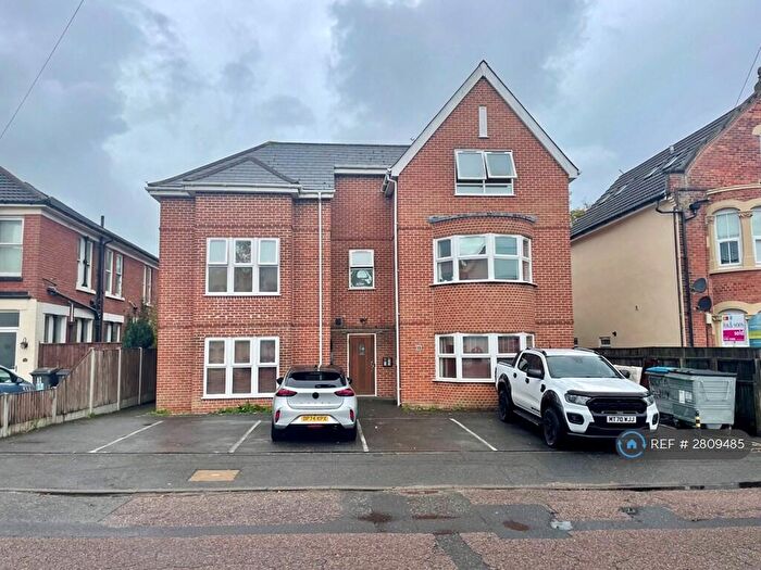 1 Bedroom Flat To Rent In Drummond Road, Bournemouth, BH1