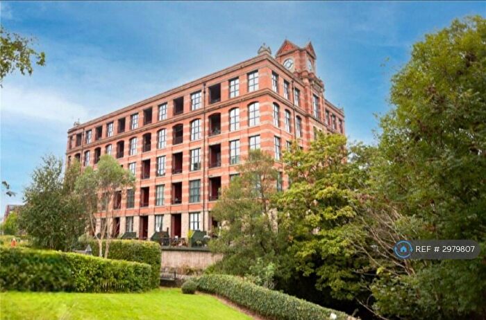 3 Bedroom Penthouse To Rent In Threadfold Way, Bolton, BL7