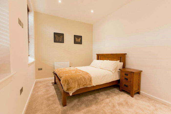 2 Bedroom Apartment To Rent In Hounds Gate Court, Nottingham, NG1