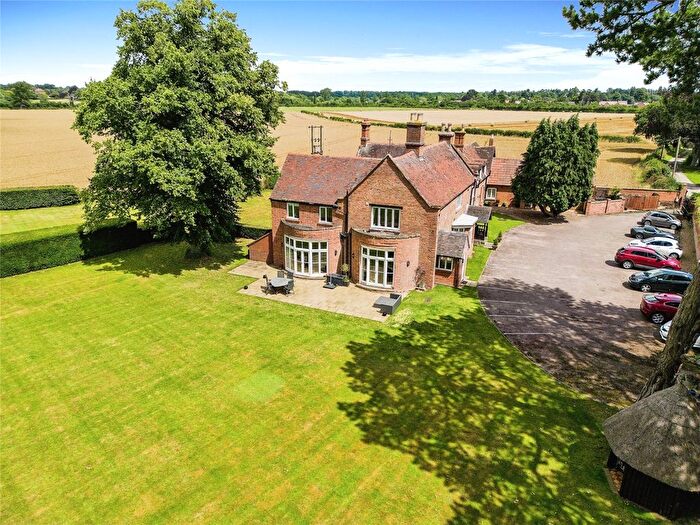 2 Bedroom Flat For Sale In Westham Lane, Barford, Warwick, Warwickshire, CV35