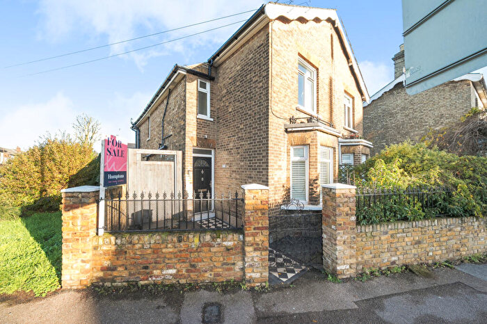 3 Bedroom Semi Detached House For Sale In Watton Road, Ware, SG12