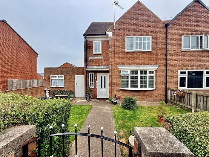 2 Bedroom Semi Detached House For Sale In Mariville East, Sunderland, Tyne And Wear, SR2