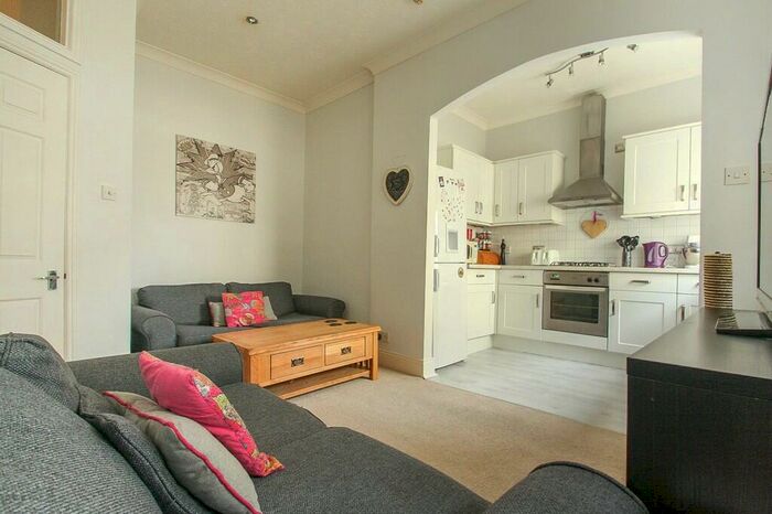 1 Bedroom Flat To Rent In New Steine Mansions, Devonshire Place, BN2