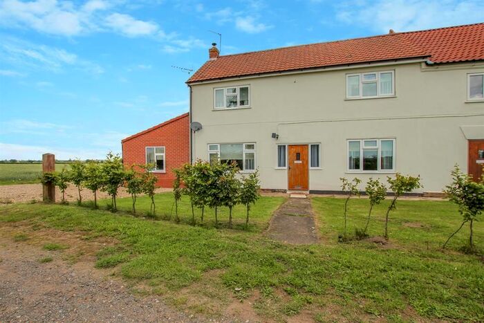 3 Bedroom Semi-Detached House To Rent In Howden Lane, Crockey Hill, York, YO19