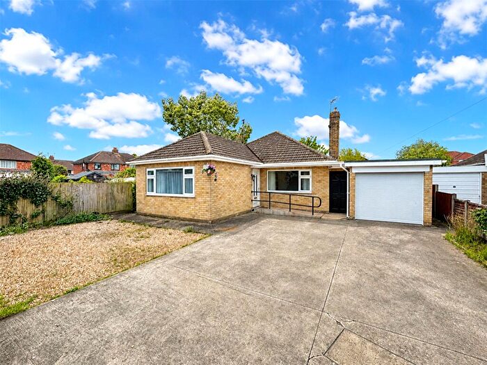 3 Bedroom Bungalow For Sale In Northwood Drive, Sleaford, Lincolnshire, NG34
