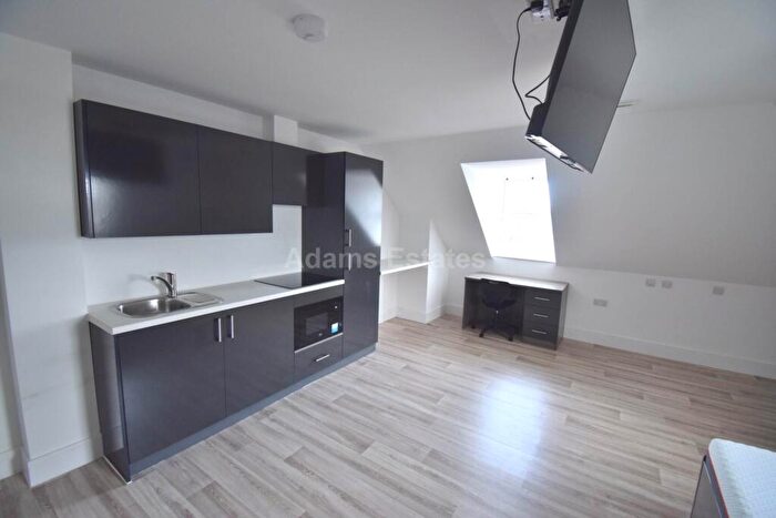 Studio To Rent In Block A, Charndon Close, Reading, RG2