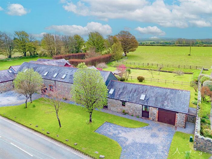 3 Bedroom Barn Conversion For Sale In Little Highway Mews, Pennard Road, Pennard, Swansea, SA3