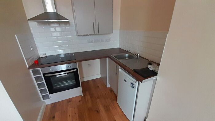 1 Bedroom Flat To Rent In Kirkby Road, Hemsworth, Pontefract, WF9