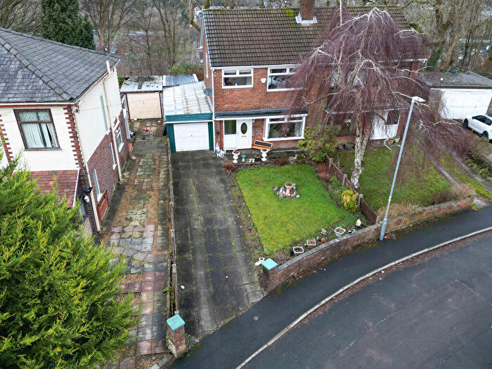3 Bedroom Semi Detached House For Sale In Castle Hill Crescent, Rochdale, OL11