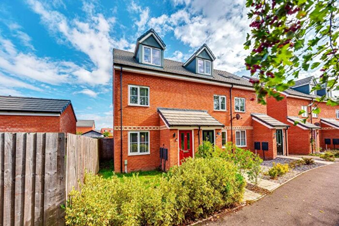 3 Bedroom Semi-Detached House For Sale In Beavis Drive, Haverhill, CB9