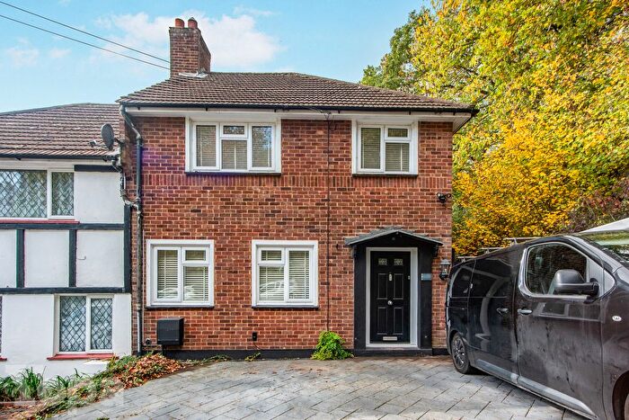 3 Bedroom Semi Detached House For Sale In Ladywood Road, Dartford, DA2