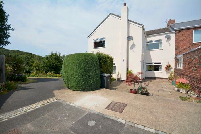 4 Bedroom End Of Terrace House For Sale In Woodside View, Daisy Hill, Sacriston, DH7