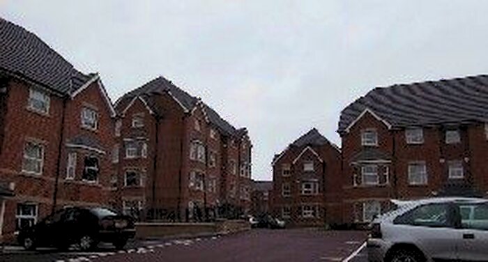 2 Bedroom Flat To Rent In Royal Court Drive, Bolton, BL1