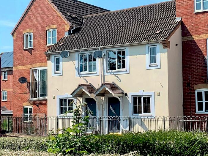 2 Bedroom Terraced House To Rent In Abbey Meads, SN25