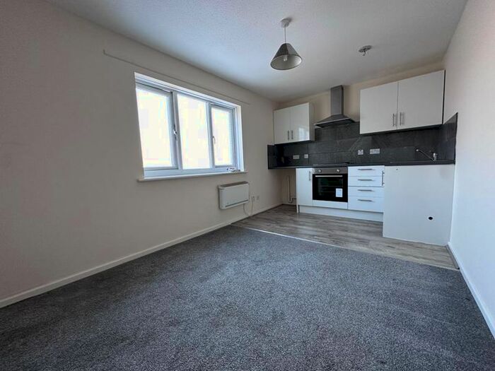 1 Bedroom Flat To Rent In Chilgrove Avenue, Blackrod, Bolton, BL6