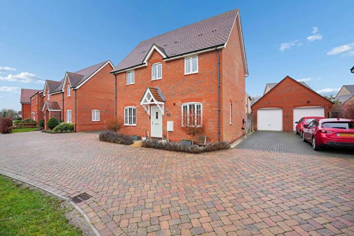 3 Bedroom Detached House For Sale In Fern Close, Wantage, OX12