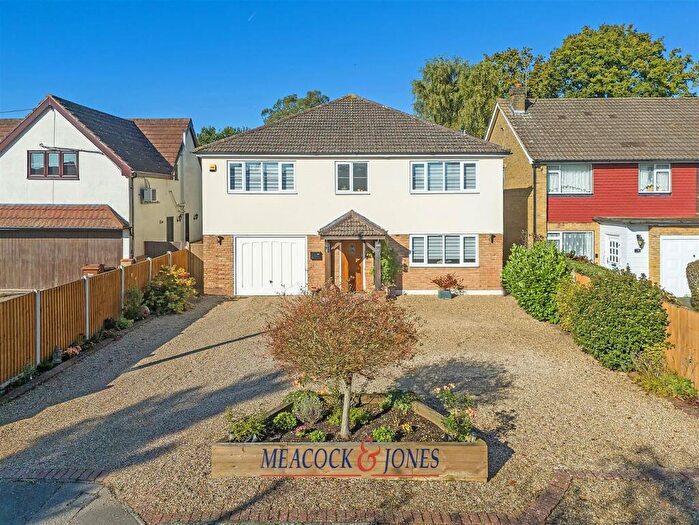 5 Bedroom Detached House For Sale In Harpers Lane, Doddinghurst, Brentwood, CM15