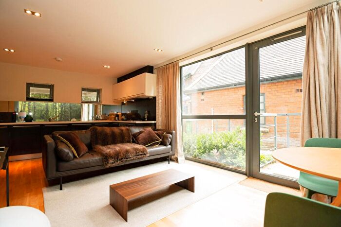 1 Bedroom Flat To Rent In Gwynt Mews, Cathedral Road, Caerdydd, CF11