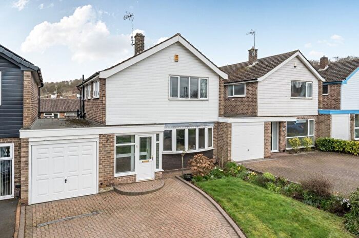 3 Bedroom Detached House For Sale In Bramcote Lane, Wollaton, Nottinghamshire, NG8