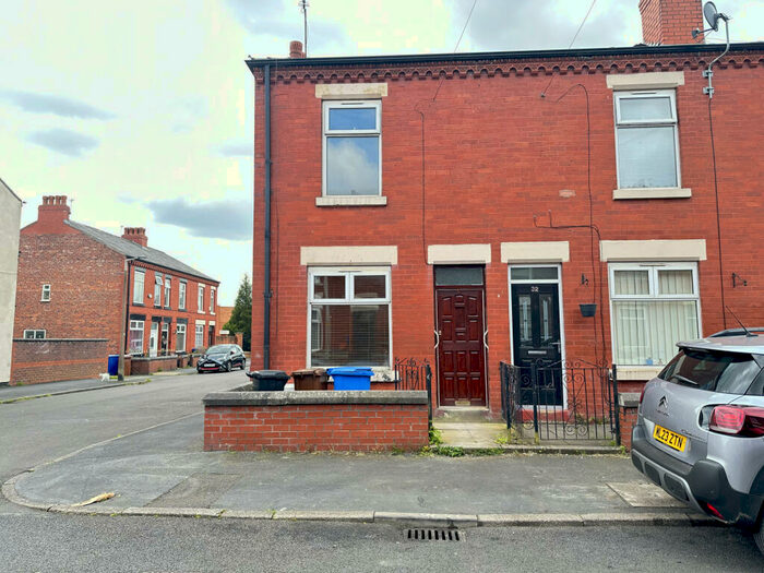 2 Bedroom Terraced House To Rent In Lingard Street, Stockport, Cheshire, SK5