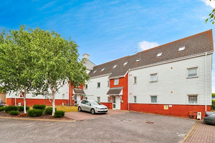 2 Bedroom Apartment For Sale In Ensign Way, Diss, IP22