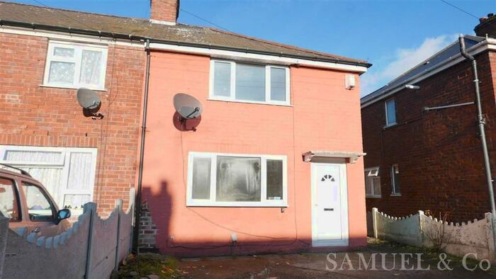 3 Bedroom Semi-Detached House To Rent In Hilton Street, West Bromwich B70