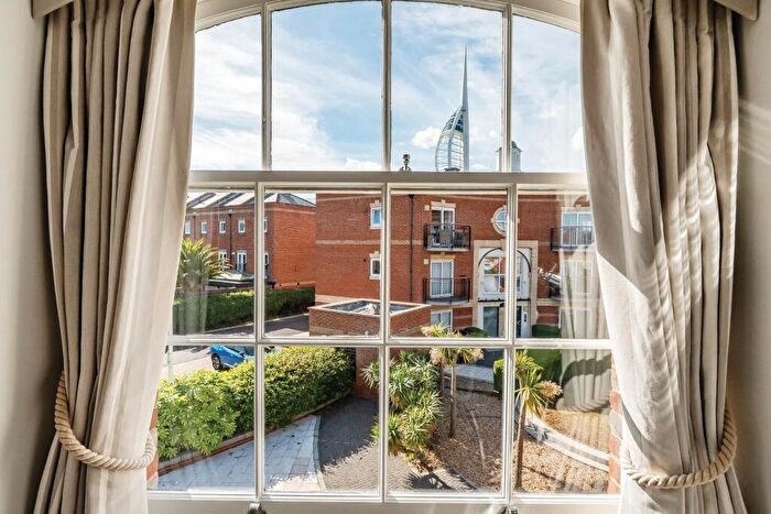 3 Bedroom Maisonette For Sale In Gunwharf Quays, Portsmouth, PO1