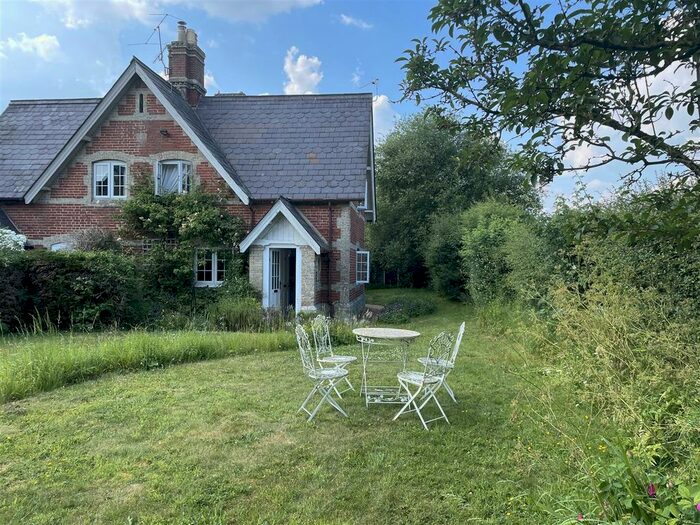 2 Bedroom Semi-Detached House To Rent In The Street, Motcombe, Shaftesbury, SP7