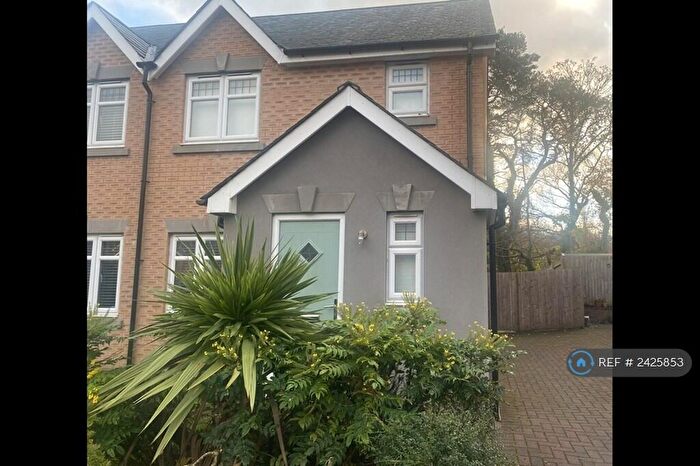3 Bedroom Semi-Detached House To Rent In Plas Y Coed, Bangor, LL57
