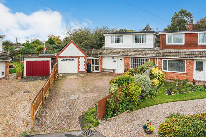 4 Bedroom Chalet For Sale In Church Close, Cantley, Norwich, NR13