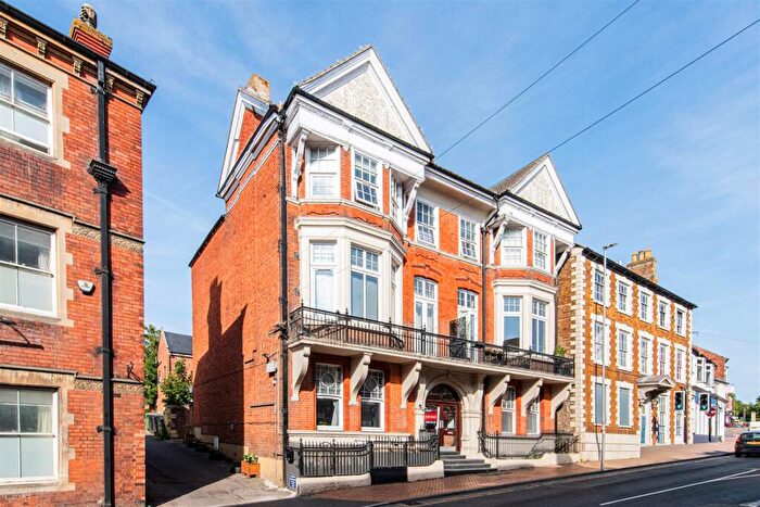 1 Bedroom Flat For Sale In High Street, Wellingborough, NN8