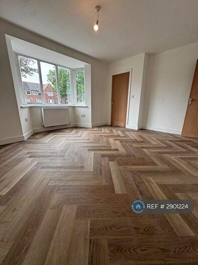 3 Bedroom Semi-Detached House To Rent In Gladeside Road, Manchester, M22