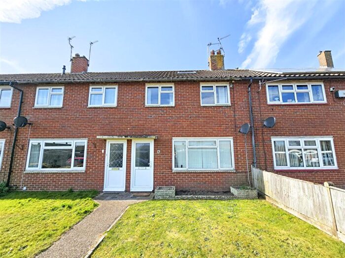 4 Bedroom Terraced House For Sale In Otham Road, Eastbourne, BN22