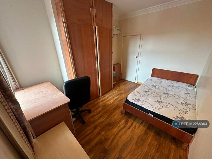 5 Bedroom Terraced House To Rent In Lytham Road, Leicester, LE2