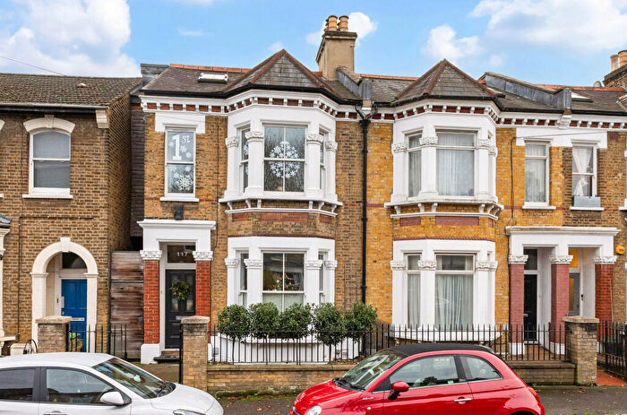 5 Bedroom House For Sale In Choumert Road, London, SE15