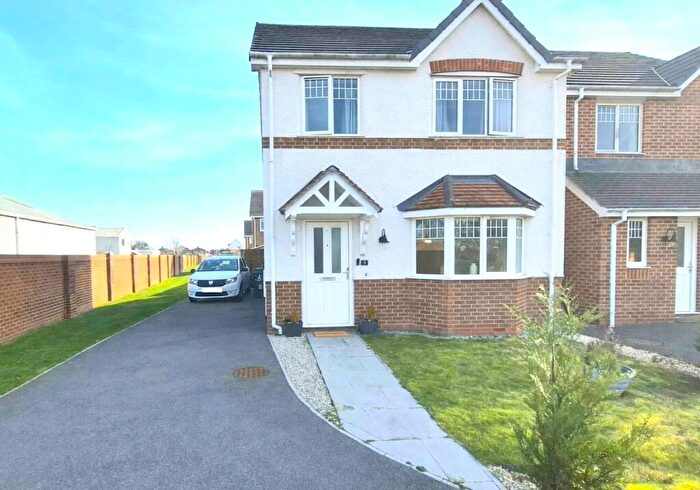 3 Bedroom Detached House For Sale In Bakers Park, Saltney, Flintshire, CH4