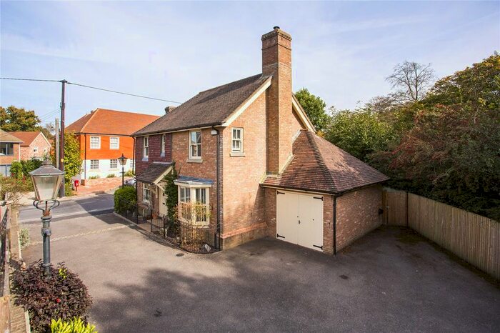 3 Bedroom Detached House For Sale In High Street, Blackboys, Uckfield, East Sussex, TN22