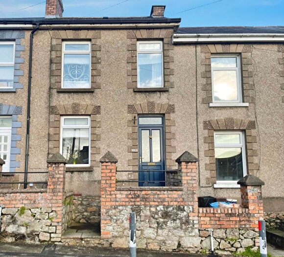 3 Bedroom Terraced House For Sale In Heol Eglwys, Pen-Y-Fai, CF31