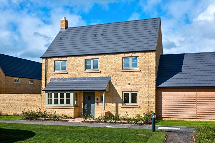 3 Bedroom Detached House For Sale In Ellenbrook, Stow Road, Moreton-In-Marsh, Gloucestershire, GL56