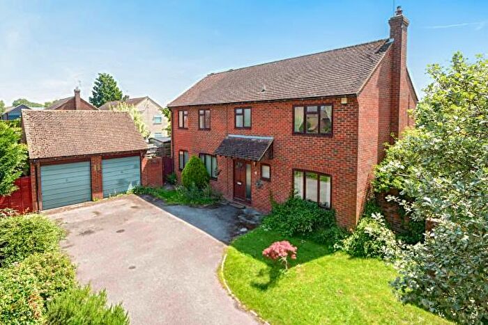4 Bedroom Detached House For Sale In Meadow Park, Stoke Mandeville, Aylesbury, HP22
