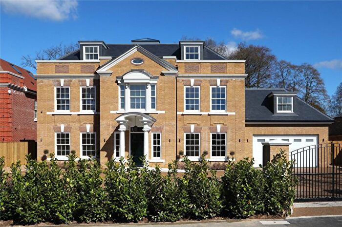 6 Bedroom Detached House To Rent In Gregories Road, Beaconsfield, Buckinghamshire, HP9