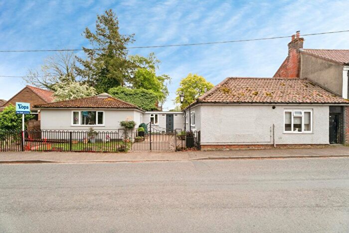3 Bedroom Bungalow For Sale In Station Road, Great Ryburgh, NR21
