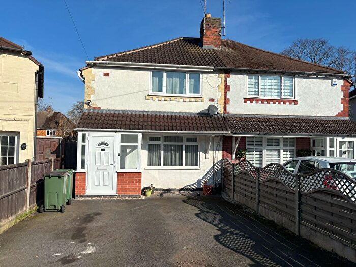 3 Bedroom Semi-Detached House To Rent In Kingston Avenue, Wigston, LE18