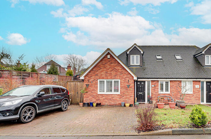 3 Bedroom Bungalow For Sale In Ragged Hall Lane, St. Albans, AL2