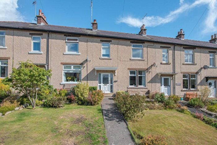 3 Bedroom Town House For Sale In Woodlands, Skipton Road, Bradley, BD20